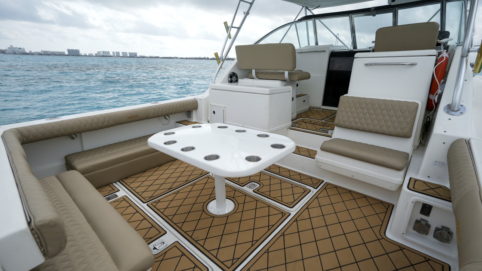 38ft LADY BLANCA